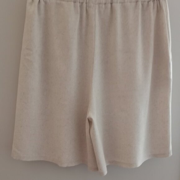 'Emi & Joe' Natural Short Size M NWT Linen blend with Pockets - Picture 11 of 11